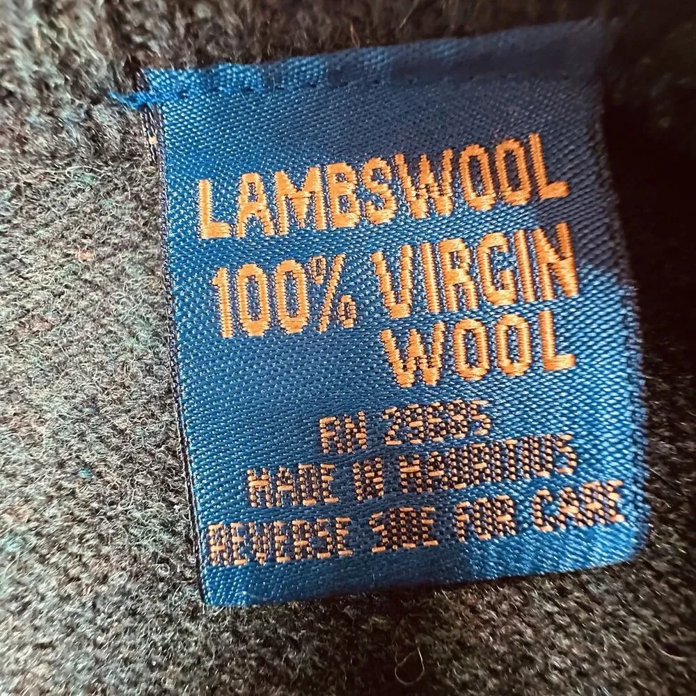 Pendleton 100% Wool Men’s XL Green V Neck Sweater